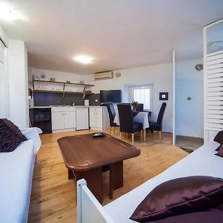Carmen * Ντουμπρόβνικ